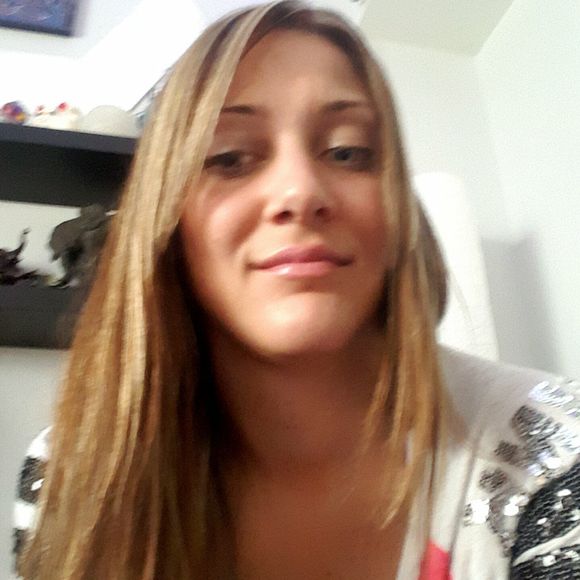 Meet your Posher, Jerika - Picture 1 of 1